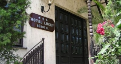 Hotel Lucky